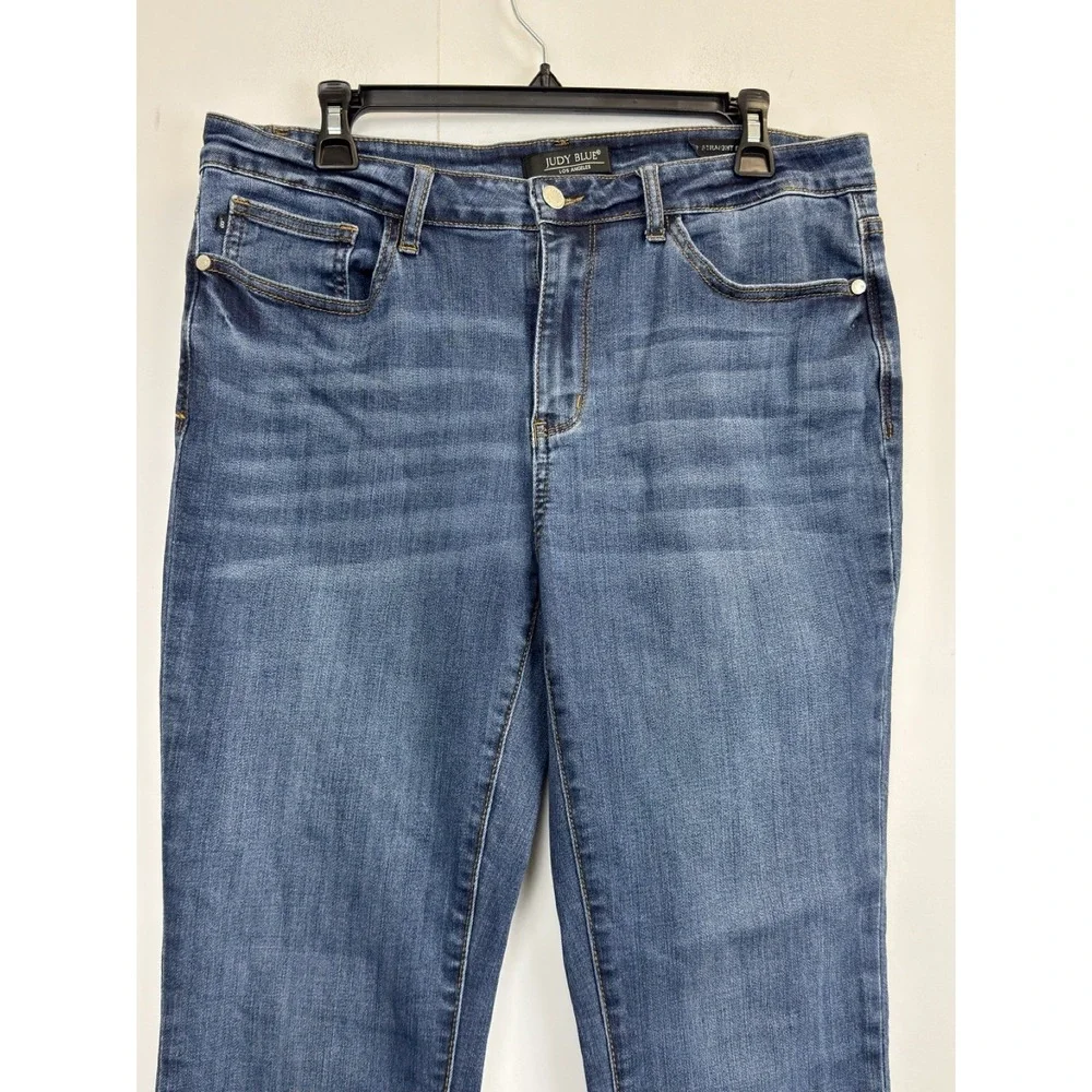Judy Blue Jeans Straight Leg‎ Mid Rise Women's Size 32 Actual 34X30 Stretch